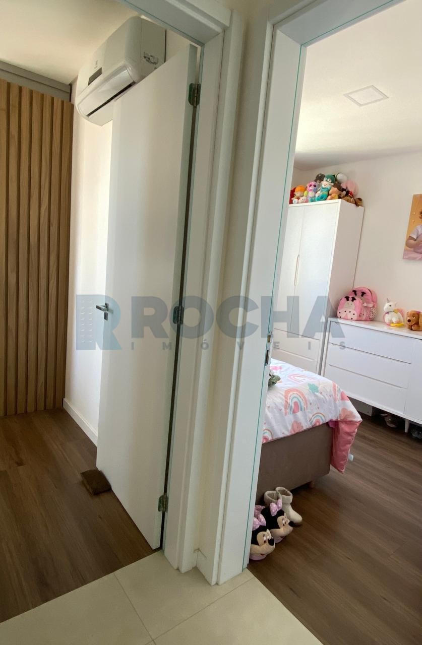 Apartamento no Bairro Cordeiros 