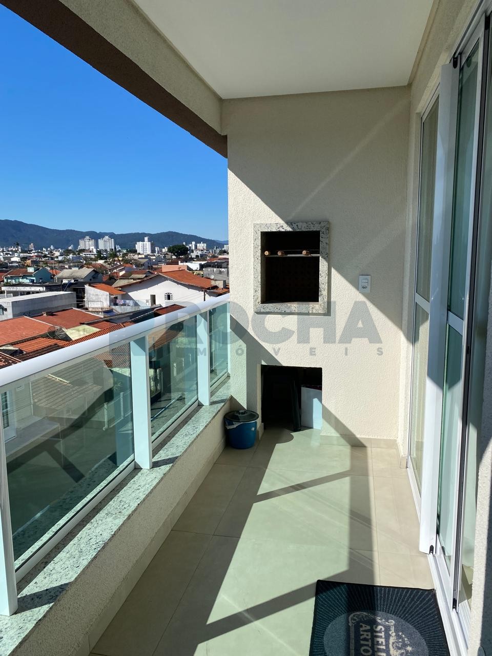 Apartamento no Bairro Cordeiros 