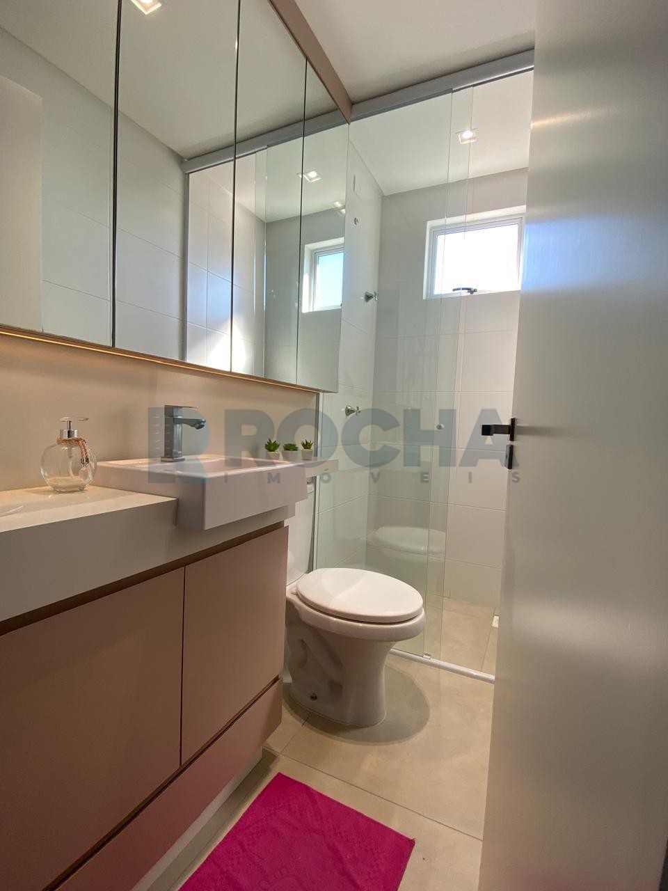 Apartamento no Bairro Cordeiros 