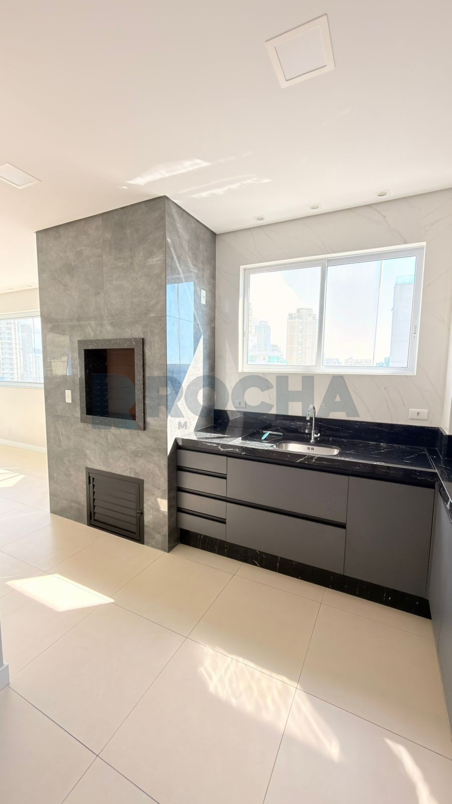 Apartamento 3 suítes para Venda no bairro Centro em Balneário Camboriú