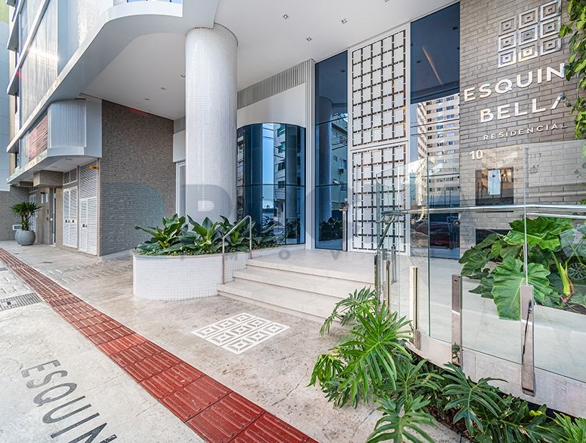 Apartamento 4 quartos para Venda no bairro Pioneiros em Balneário Camboriú