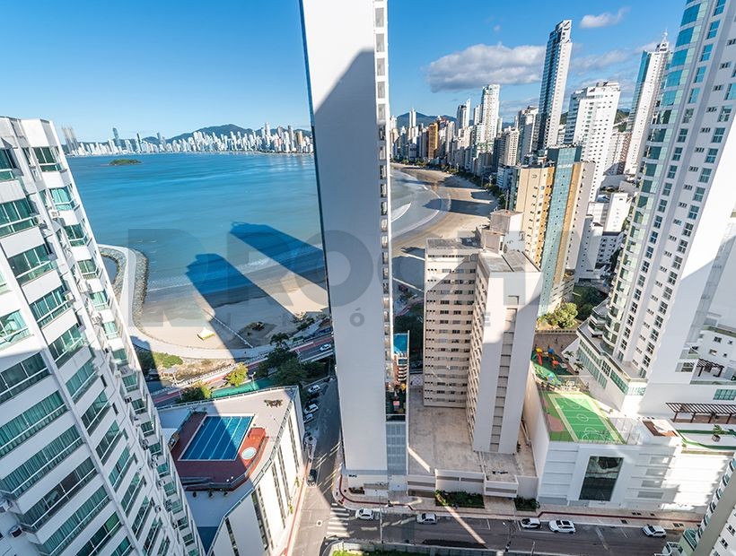 Apartamento 3 suítes para Venda no bairro Pioneiros em Balneário Camboriú