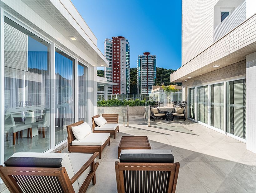 Apartamento 3 suítes para Venda no bairro Pioneiros em Balneário Camboriú