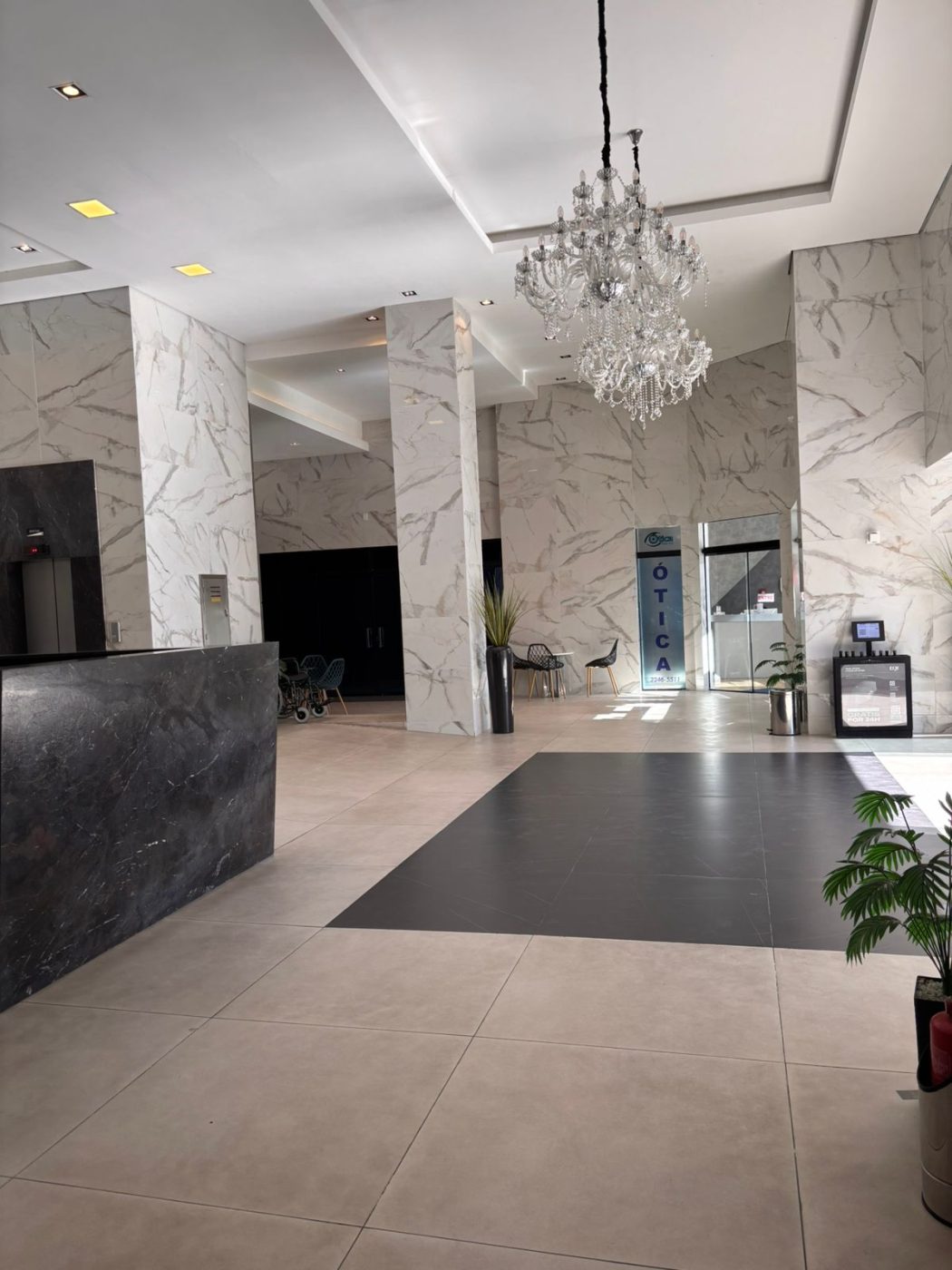 Sala comercial para Locação Anual no bairro Centro em Itajaí