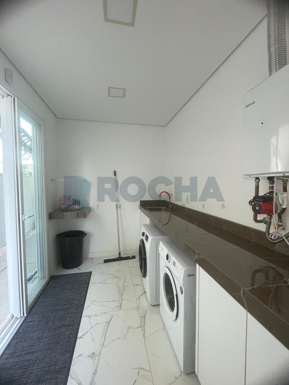 Casa 4 suítes para Venda no bairro Santa Regina em Camboriú