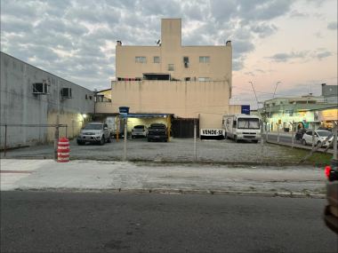 Terreno para Venda no bairro Vila Real em Balneário Camboriú