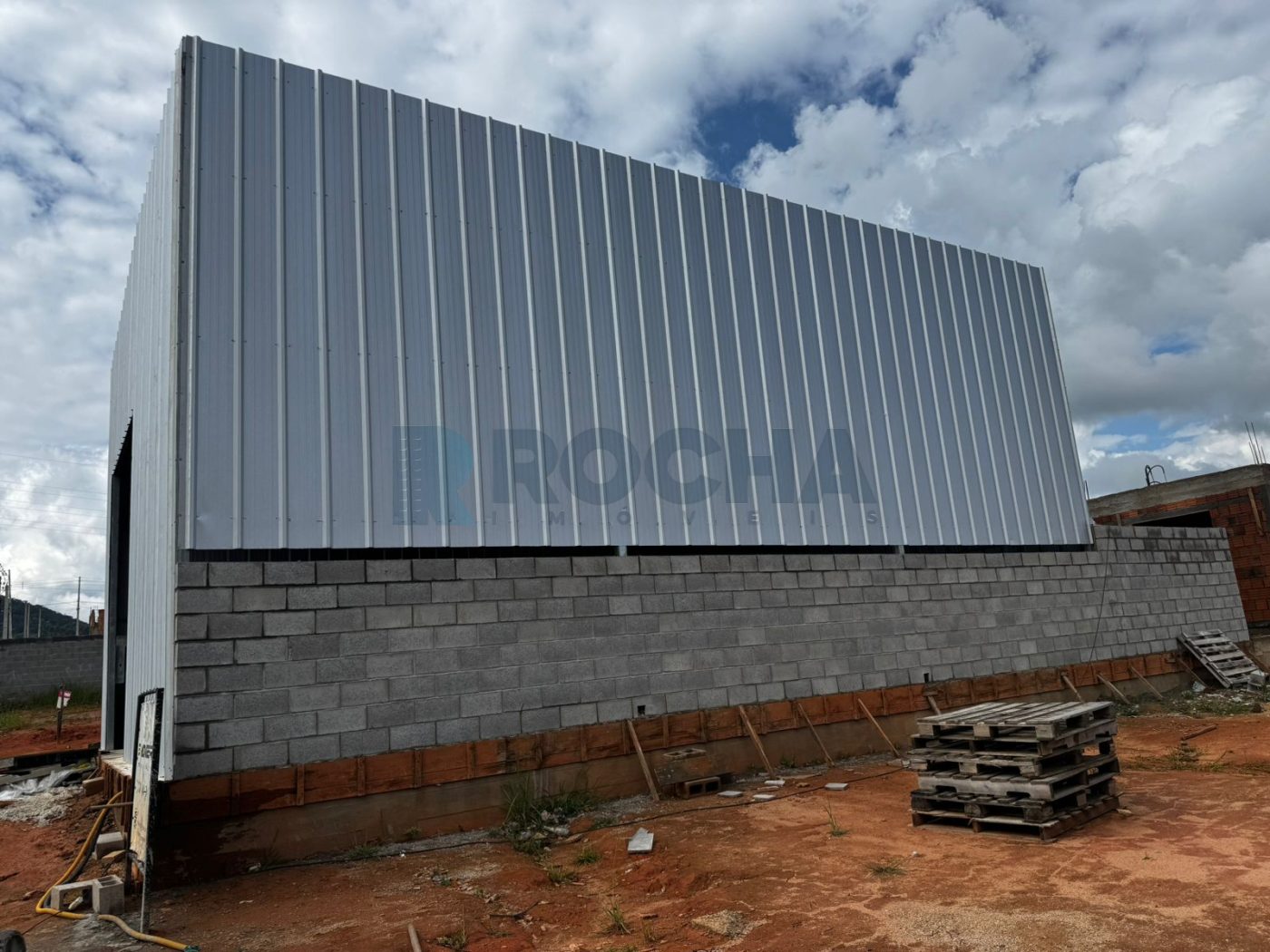Galpão para Locação Anual no bairro Salseiros em Itajaí