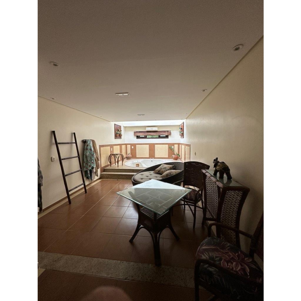 ÁREA DE TERRA 44.208 M² + RESIDÊNCIA 240 M² + MOTEL EM PLENO FUNCIONAMENTO.